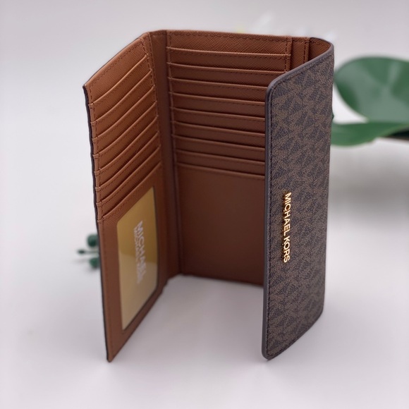 Michael Kors Trifold Wallet Signature Brown - Picture 5 of 12